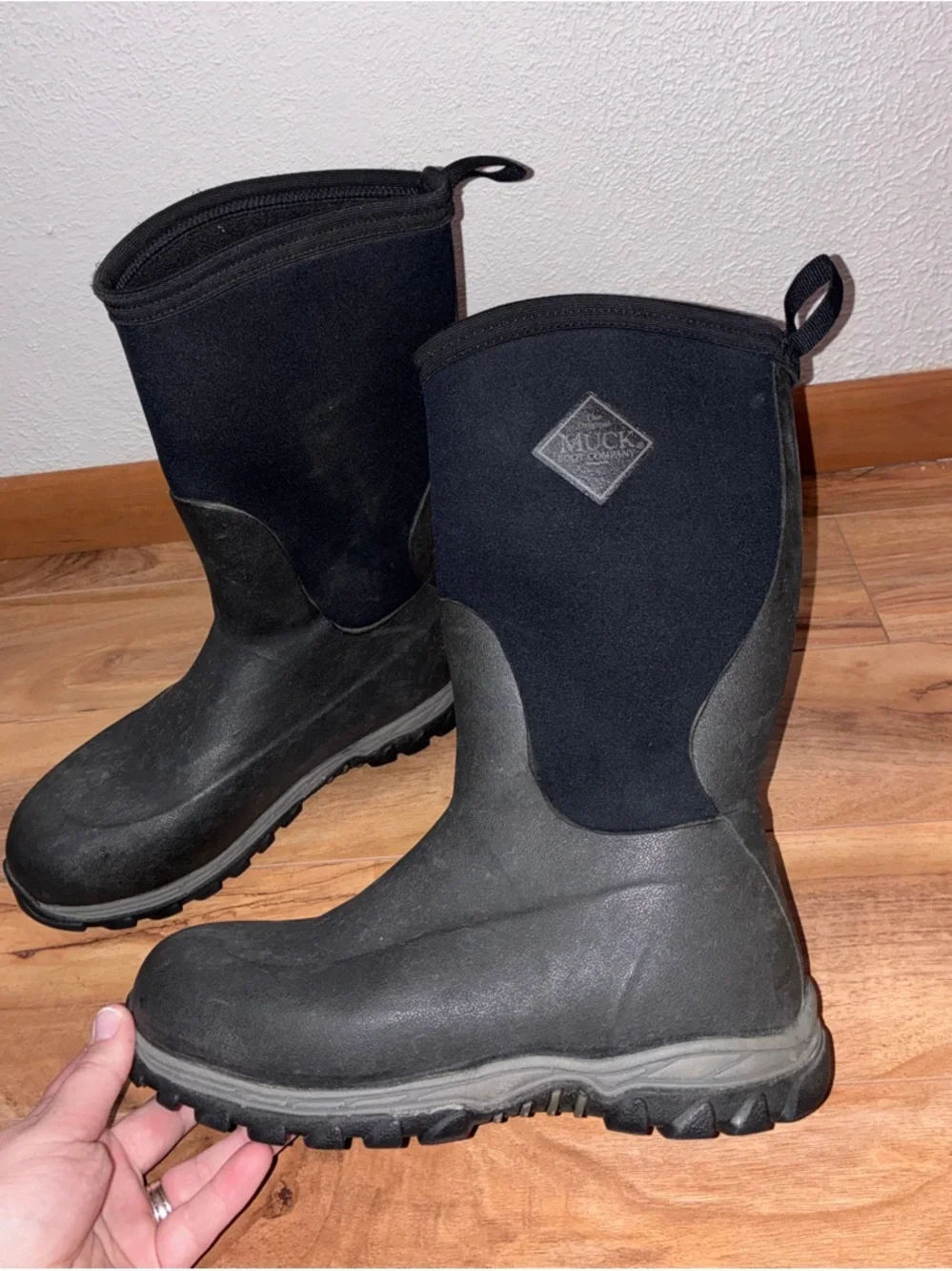 Muck Boot Rugged II Tall Waterproof  Boots - size kids 7, fits womens 8.5